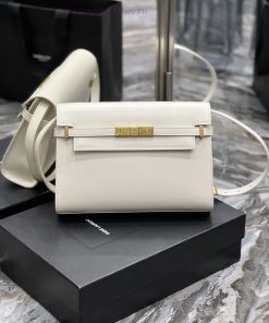 Yves Saint Laurent Bags 𝑴𝒂𝒏𝒉𝒂𝒕𝒕𝒖𝒏 Milk white_The latest revision of the Manhattan baguette bag features a full leath 99xjiorc
