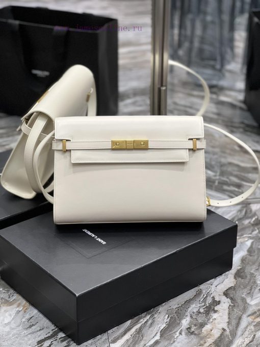 Yves Saint Laurent Bags 𝑴𝒂𝒏𝒉𝒂𝒕𝒕𝒖𝒏 Milk white_The latest revision of the Manhattan baguette bag features a full leath 99xjiorc