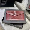 Yves Saint Laurent Bags Uptown New HandbagThe most classic iconic metal logo, made of Italian imported cowhide, is s dgez2kq5