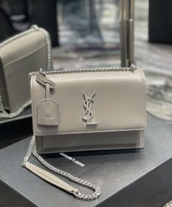 Yves Saint Laurent Bags 𝑺𝒖𝒏𝒔𝒆𝒕 𝟮𝟮𝒄𝒎Grey silver buckleThe unbeatable classic toothpick patterned sunset bag has been d9rgmp6i