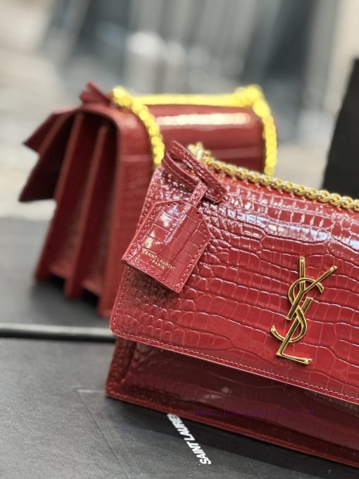 Yves Saint Laurent Bags 𝑺𝒖𝒏𝒔𝒆𝒕 𝟮𝟮𝒄𝒎Wine red gold buckleThe unbeatable classic crocodile patterned sunset bag has bee 920qak2u - Image 5
