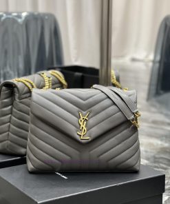 Yves Saint Laurent Bags ▪ 𝑳𝑶𝑼𝑳𝑶𝑼 ▪ New colorGrey with gold buckle_The latest upgraded version of LOULOU Medium is a 1gwlqvbe