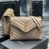 Yves Saint Laurent Bags ▪ 𝑳𝑶𝑼𝑳𝑶𝑼 ▪ New colorNaked pink with gold buckle_The latest upgraded version of LOULOU Mediu r1k8w5lu