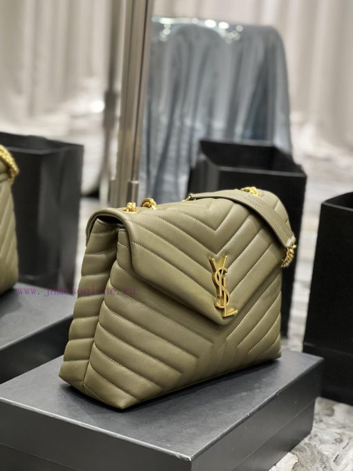 Yves Saint Laurent Bags ▪ 𝑳𝑶𝑼𝑳𝑶𝑼 ▪ New colorGreen with gold buckle_The latest upgraded version of LOULOU Medium is j14a2di2 - Image 6