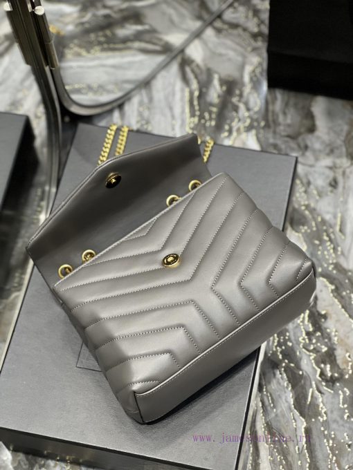 Yves Saint Laurent Bags ▪ 𝑳𝑶𝑼𝑳𝑶𝑼  ▪  New colorGrey gold buckle_The latest upgraded version of LOULOU small, importe 2qk8dqf6 - Image 9