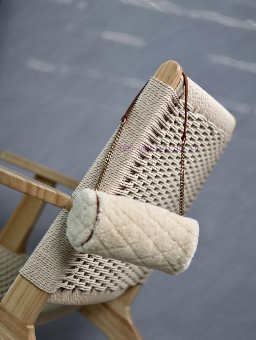 Yves Saint Laurent Bags SADE_ Lamb wool with frosted leather gold buckle🧚 Little fairies must buy this cylindrical b xgttrhgu - Image 9