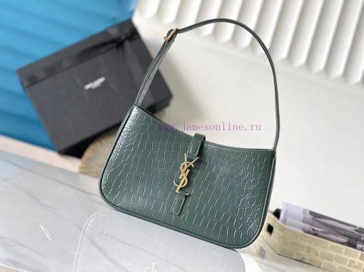 Yves Saint Laurent Bags 𝑳𝑬 5 𝐀̀ 7, the armpit bag that exploded in popularity this year, Y Home. Although it was lat 11uzkna8