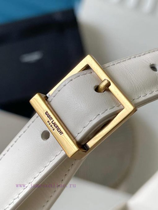 Yves Saint Laurent Bags 𝑳𝑬 5 𝐀̀ 7, the armpit bag that exploded in popularity this year, Y Home. Although it was lat qz6556p0 - Image 7