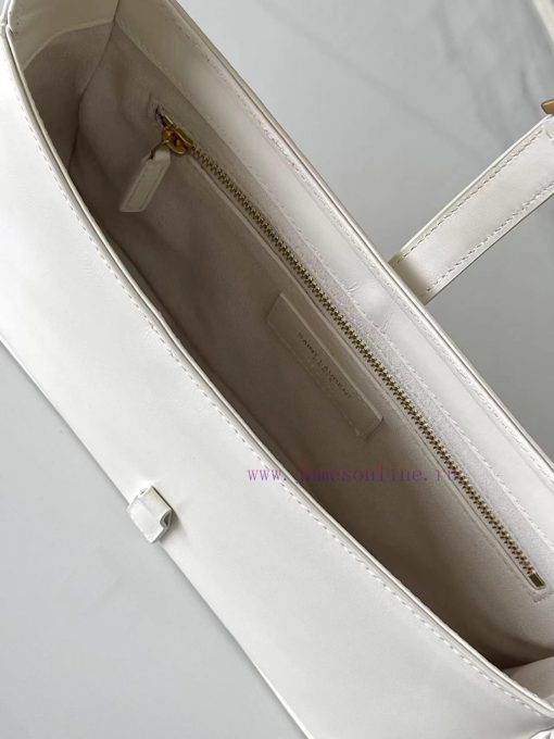 Yves Saint Laurent Bags 𝑳𝑬 5 𝐀̀ 7, the armpit bag that exploded in popularity this year, Y Home. Although it was lat qz6556p0 - Image 9