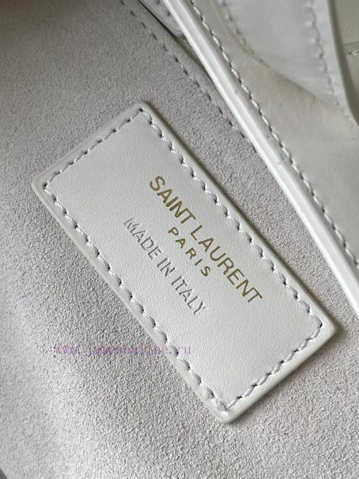 Yves Saint Laurent Bags 𝑳𝑬 5 𝐀̀ 7, the armpit bag that exploded in popularity this year, Y Home. Although it was lat qz6556p0 - Image 10