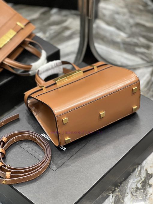 Yves Saint Laurent Bags 𝑴𝑨𝑵𝑯𝑨𝑻𝑻𝑨𝑵 𝑵𝑨𝑵𝑶 The perfect high-quality shoulder strap bag that hits your soul. After think 74ac9tab - Image 7