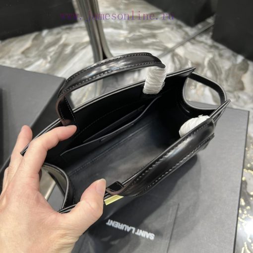 Yves Saint Laurent Bags 𝑴𝑨𝑵𝑯𝑨𝑻𝑻𝑨𝑵 𝑵𝑨𝑵𝑶 The perfect high-quality shoulder strap bag that hits your soul. After think em15hza4 - Image 9