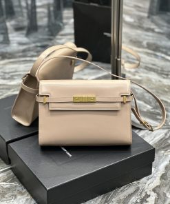 Yves Saint Laurent Bags Bean sand color_Manhattan_ Flip Manhattan baguette bag, replacing the classic logo with a lo l1hdztle