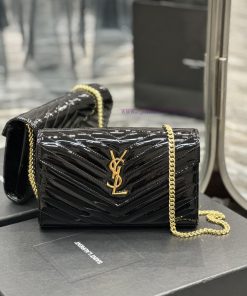 Yves Saint Laurent Bags Black patent leather with gold buckle𝑴𝒐𝒏𝒐𝒈𝒓𝒂𝒎 𝑾𝒐𝒄 MONOGRAM envelope package A super practica rls14bgh