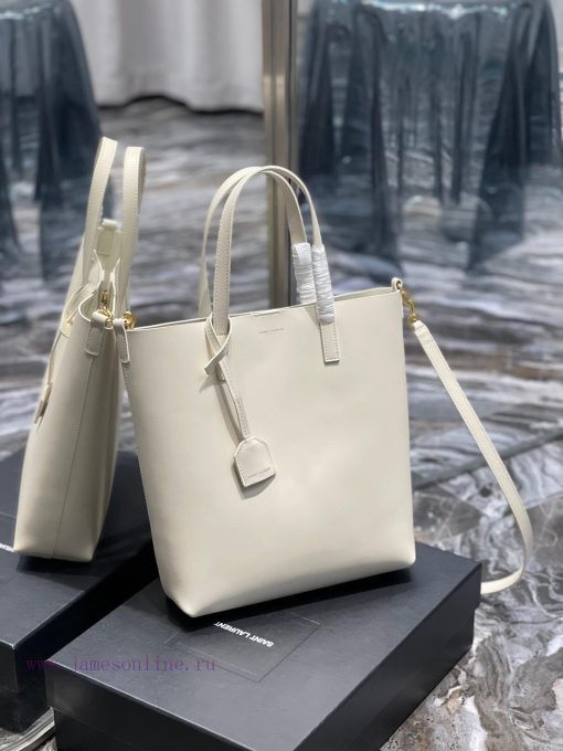 Yves Saint Laurent Bags 𝑺𝒉𝒐𝒑𝒑𝒊𝒏𝒈 𝒕𝒐𝒕𝒆 𝒃𝒂𝒈_A simple and low-key solid color shopping bag, paired with a metal logo pe ea2um979 - Image 3
