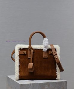 Yves Saint Laurent Bags sac de jour26cmLamb wool classic organ bag_Also equipped with a long shoulder strap and an i vmqi11of