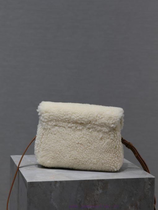 Yves Saint Laurent Bags Autumn and winter lamb wool styles are releasedExplosive Loulou launches lamb wool with leat sxi8mis8 - Image 7