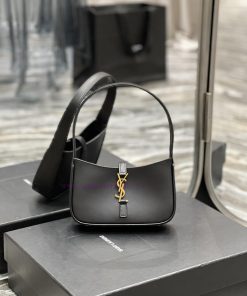Yves Saint Laurent Bags 𝑳𝑬 5 𝐀̀ 7  𝐦𝐢𝐧𝐢 Y Home's popular underarm bag takes advantage of the hot trend to release a h8o2s36k
