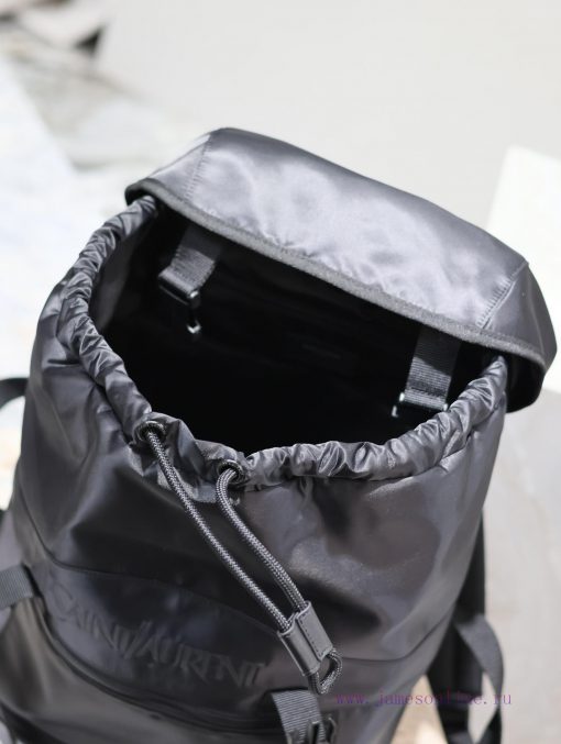 Yves Saint Laurent Bags ECONLY1 backpack is comingIt has to be said that backpacks have always been an indispensable 0pz8r3n1 - Image 8