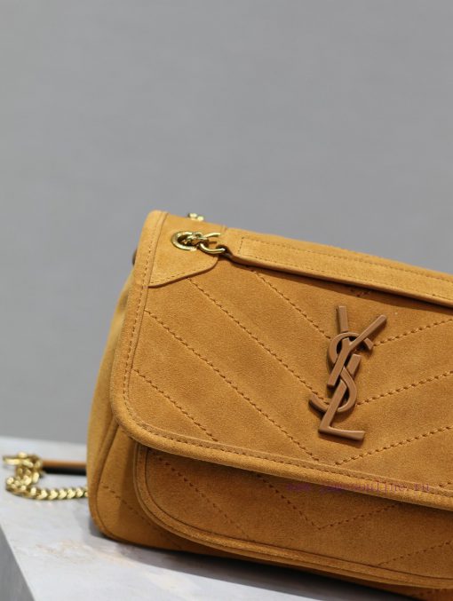 Yves Saint Laurent Bags Niki-22cm earth yellow frosted gold buckleIt's not too cool at all. The bag has a beautiful s4c2yxm4 - Image 4
