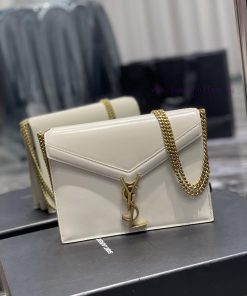 Yves Saint Laurent Bags 𝑪𝑨𝑺𝑺𝑨𝑵𝑫𝑹𝑨_The latest synchronized CASSANDRA bag is made of imported cowhide from Italy, with xmtgounr