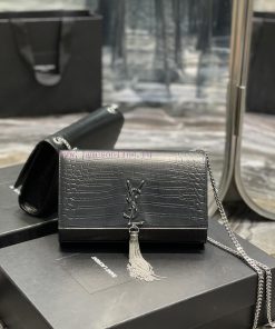 Yves Saint Laurent Bags Eternal ClassicKATE 24cm black matte crocodile fringe style_Definitely an eternal classic of a2ixj0od