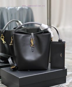 Yves Saint Laurent Bags The new super beautiful water bucket bag from LE 5A ̀ 7 series comes with a handheld handle. waerkw1f
