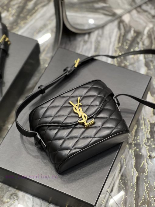 Yves Saint Laurent Bags JUNE Quilted Sheepskin Box Bag_Adopting a front flip cover and a shaped barrel design, the c wah7pa4l - Image 6
