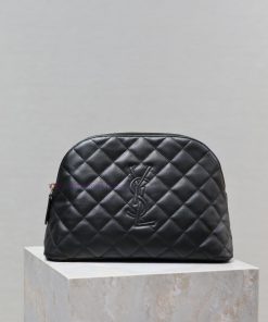 Yves Saint Laurent Bags Black ️LE CASSANDRE new makeup bagThe cowhide material is simply yyds~The fashionable and hi 3gmn5gfa