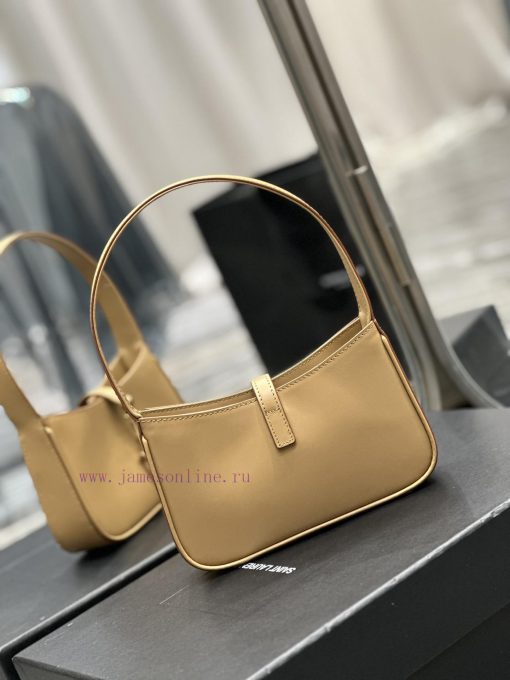 Yves Saint Laurent Bags 𝑳𝑬 5 𝐀̀ 7  𝐦𝐢𝐧𝐢 Y Home's popular underarm bag takes advantage of the hot trend to release a 1f930z3n - Image 9