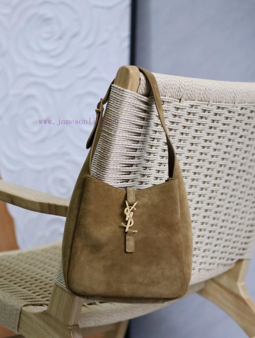 Yves Saint Laurent Bags Khaki green frosted leather_Explosive LE 5A7 Underarm BagThis year's popular vintage armpit jo7xboza