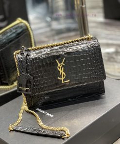 Yves Saint Laurent Bags 𝑺𝒖𝒏𝒔𝒆𝒕 𝟮𝟮𝒄𝒎Black gold buckleThe unbeatable classic crocodile patterned sunset bag has been p wuoh9s7m