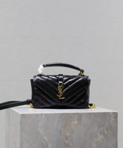 Yves Saint Laurent Bags Mini College Oil Wax Leather Chain Small PostmanThe texture of this small bag is super goodT 1fu9li5v