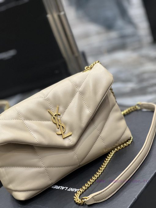 Yves Saint Laurent Bags Apricot color paired with gold buckle𝙇𝙤𝙪𝙡𝙤𝙪𝙋𝙛𝙛𝙚𝙧𝙢𝙞⼉𝙣𝙞 _ Mini crossbody bag is coming. The wh y11jc3tg - Image 5