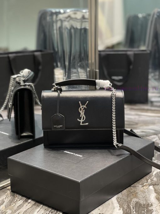 Yves Saint Laurent Bags 𝙉𝙚𝙬 𝙢𝙚𝙙𝙞𝙪𝙢 𝙨𝙪𝙣𝙨𝙚𝙩The Sunset bag is a new member of the Sunset family, with a newly designed c5wnwe30