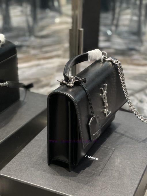 Yves Saint Laurent Bags 𝙉𝙚𝙬 𝙢𝙚𝙙𝙞𝙪𝙢 𝙨𝙪𝙣𝙨𝙚𝙩The Sunset bag is a new member of the Sunset family, with a newly designed c5wnwe30 - Image 4