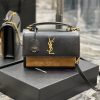 Yves Saint Laurent Bags 𝙉𝙚𝙬 𝙢𝙚𝙙𝙞𝙪𝙢 𝙨𝙪𝙣𝙨𝙚𝙩The Sunset bag is a new member of the Sunset family, with a newly designed qxpx4anw