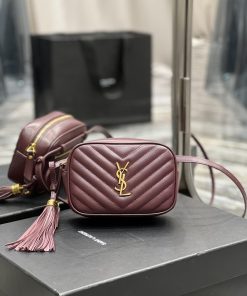 Yves Saint Laurent Bags Hot selling waist bags are back in stockLatest synchronized LOU BELT BAG, adjustable waist b wzlimva8