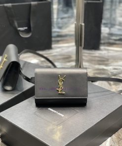 Yves Saint Laurent Bags Adjustable waist bag, detachable flip cover small bag can be used as a handbag separately, w 3km6hb7y