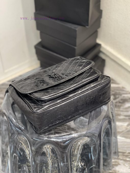 Yves Saint Laurent Bags 𝑁𝑖𝑘𝑖 32 𝑐𝑚 _ Black ChainThe popular Nikki has made a breakthrough by using used oil wax cowh msxl934m - Image 8