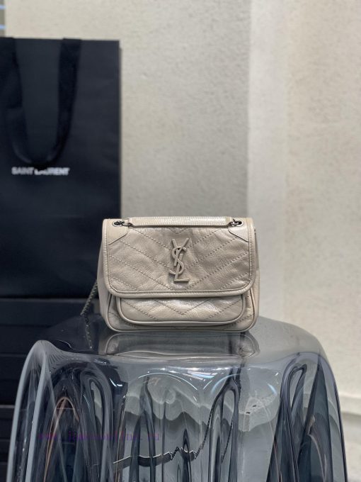 Yves Saint Laurent Bags 𝐍𝐢𝐤𝐢𝟐𝟐𝐜𝐦 _ Milk Tea ColorThe most popular NIKI in history has launched the baby size, which g7g8ae0v - Image 2