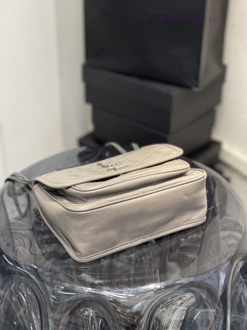 Yves Saint Laurent Bags 𝐍𝐢𝐤𝐢𝟐𝟐𝐜𝐦 _ GreyThe most popular NIKI in history has launched the baby size, which is lightwe 04tpe0gy - Image 8