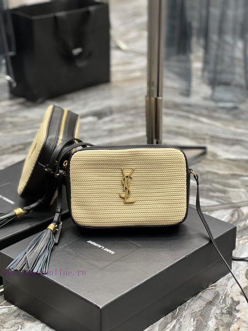 Yves Saint Laurent Bags 𝑳𝒐𝒖 Camera Bag - Black with Woven Gold BuckleTop level imported Italian cowhide camera bag. hh3qwzja
