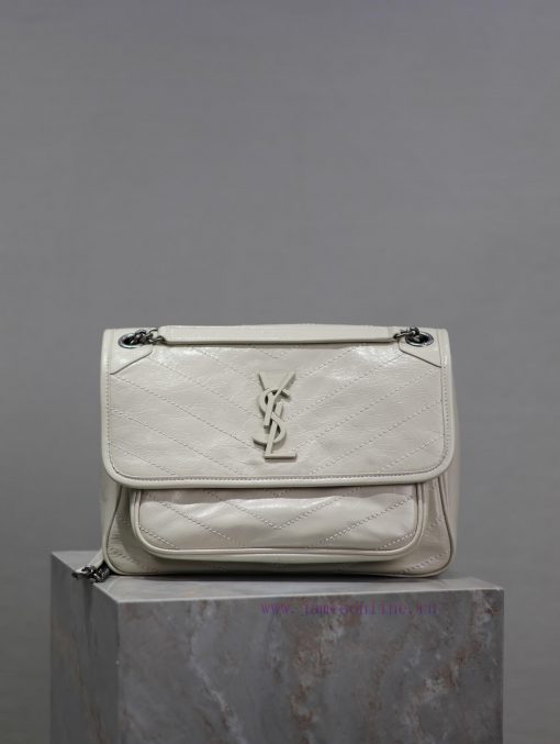 Yves Saint Laurent Bags Milk white oil wax skin 28cmNiki has been updated with a new version that is even more pract qj3jp548