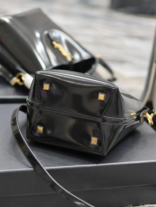 Yves Saint Laurent Bags LE 37 Bucket Bag Small_Super Beautiful Bucket Bag with Handheld _ New bag design, made of It yupj81oa - Image 10