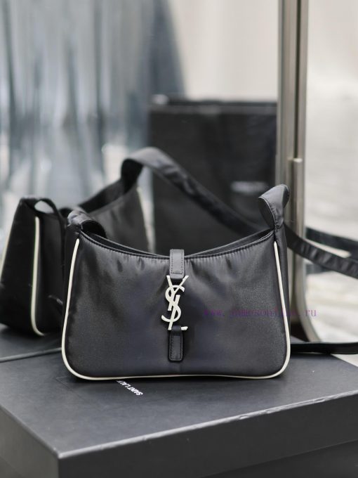 Yves Saint Laurent Bags Black white buckle with white edged nylonLE 5 A ̀ 7_ Nylon versionSalt college style single j32usf8i
