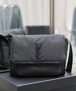 Yves Saint Laurent Bags Niki-32cm nylon versionSalt college style single shoulder crossbody bag that can be carried 5d1gcv2n