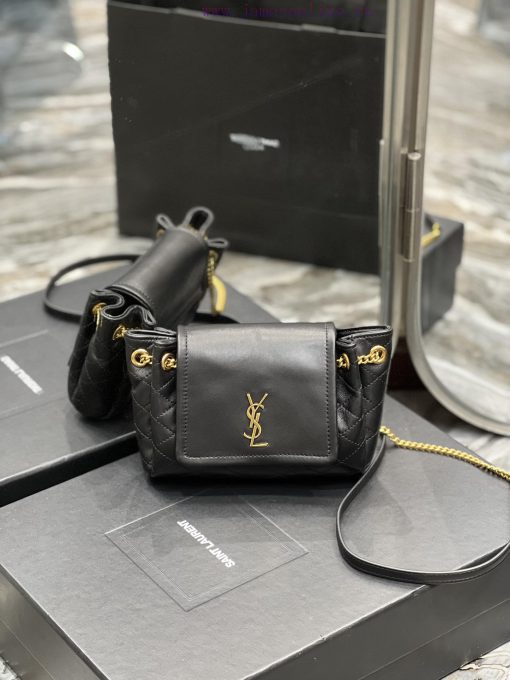Yves Saint Laurent Bags 𝐌𝐢𝐧𝐢 𝐍𝐨𝐥𝐢𝐭𝐚The returning Mini Nolita, which became popular all over the internet as soon as riqnfnu0