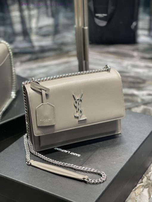 Yves Saint Laurent Bags 𝑺𝒖𝒏𝒔𝒆𝒕 𝟮𝟮𝒄𝒎Grey silver buckleThe unbeatable classic toothpick patterned sunset bag has been yt4svjqn - Image 3
