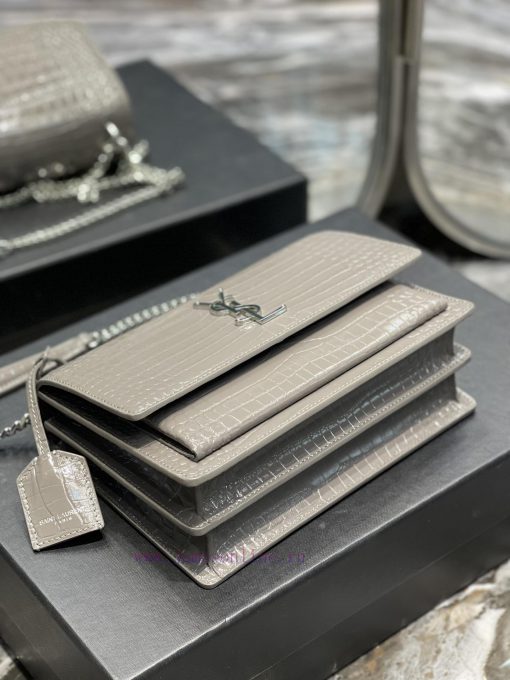 Yves Saint Laurent Bags 𝑺𝒖𝒏𝒔𝒆𝒕 𝟮𝟮𝒄𝒎Grey silver buckleThe unbeatable classic crocodile patterned sunset bag has been 6zw6xhfl - Image 7